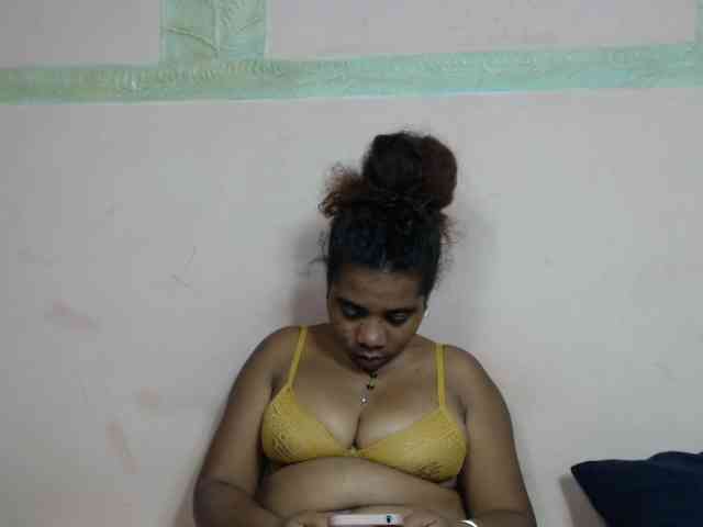 AlineEdena webcam