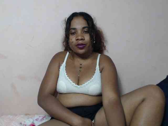 AlineEdena webcam