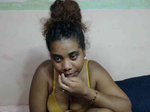 AlineEdena webcam