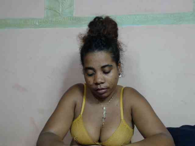 AlineEdena webcam