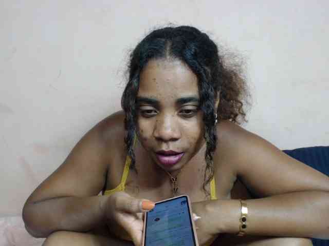 AlineEdena webcam