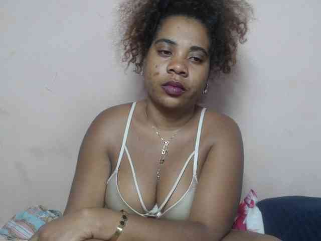 AlineEdena webcam