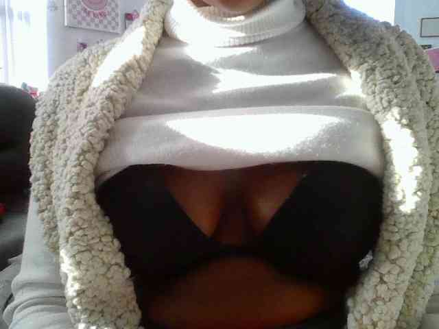 ProductivePussy webcam