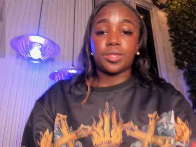 MissMahalaa webcam
