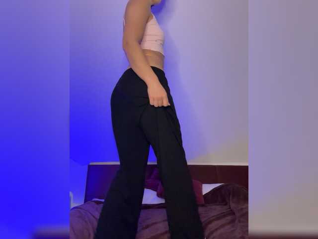 Vai a chattare su Milana_22 Milana_22