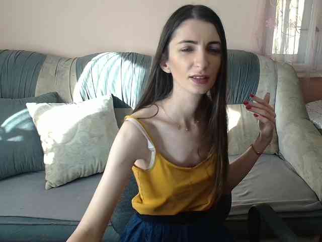 ella-myst webcam