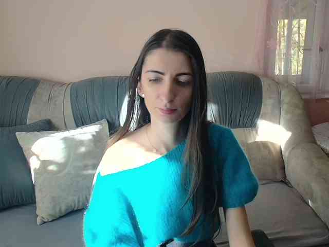 ella-myst webcam