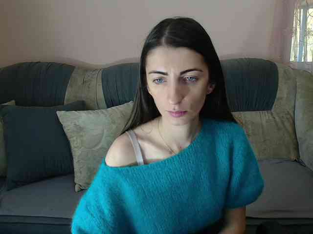 ella-myst webcam