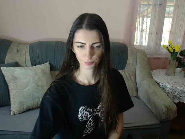ella-myst webcam