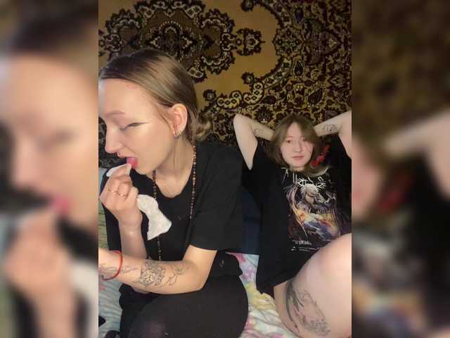 Accedi alla chat con il nickname mayadashaaa mayadashaaa