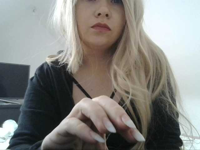 EmmaDiamondz webcam