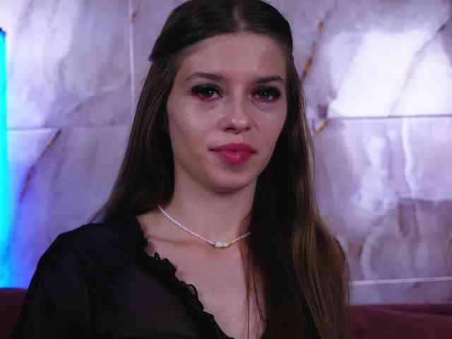 Sukie69 webcam