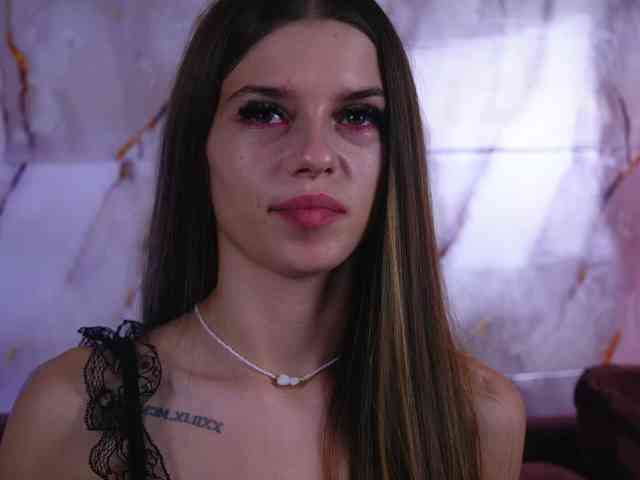 Sukie69 webcam