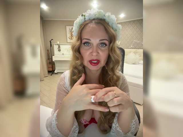 Vai a chattare su Milf_Zabava Milf_Zabava