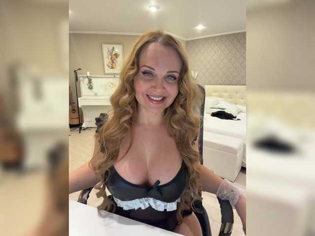 Entra en el chat con el modelo Milf_Zabava Milf_Zabava