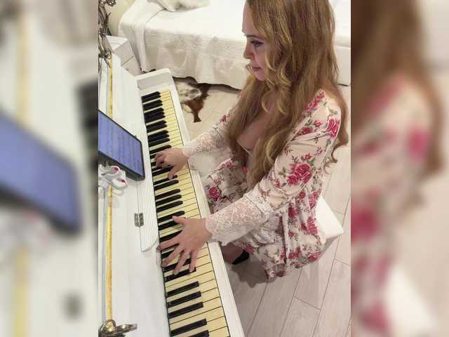 Vai a chattare su Milf_Zabava Milf_Zabava