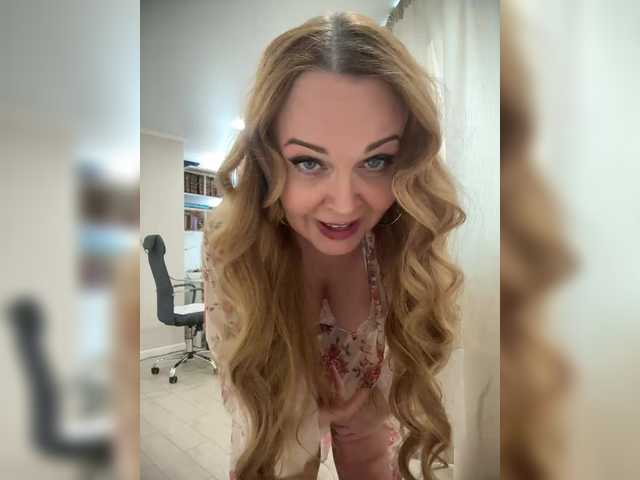 Gratis Live Sexcam mit Milf_Zabava Milf_Zabava