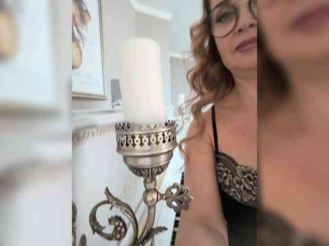 Milf_Zabava webcam