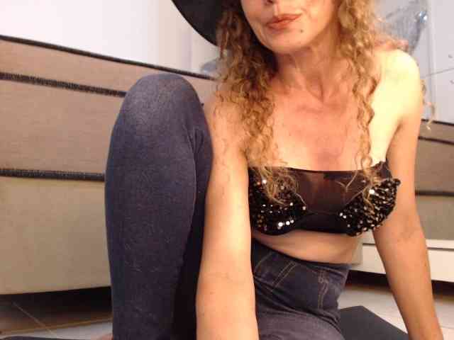 Marilyn241012 webcam