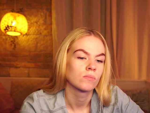SnowwBarbie webcam