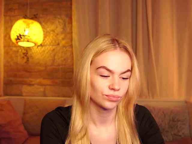 SnowwBarbie webcam