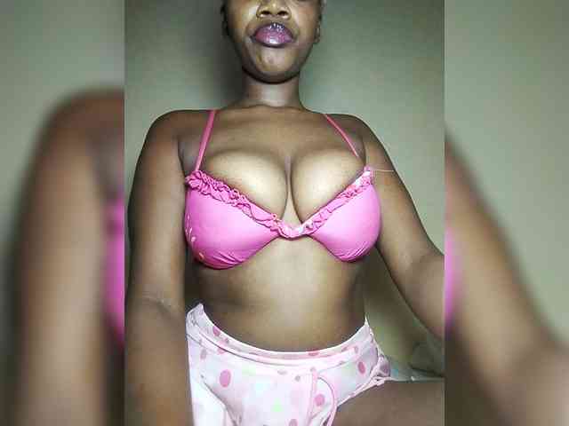 PinkDomina01 webcam