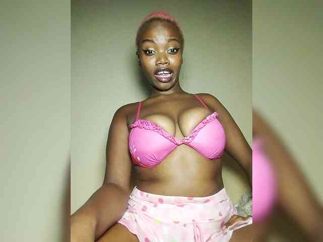 PinkDomina01 webcam