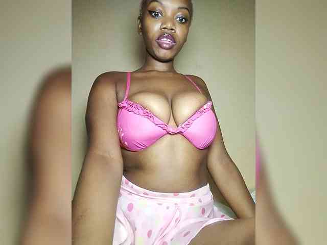 PinkDomina01 webcam