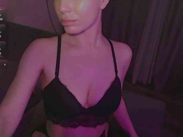 TatiGlow webcam