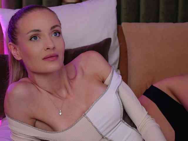 AmeliaAngell webcam
