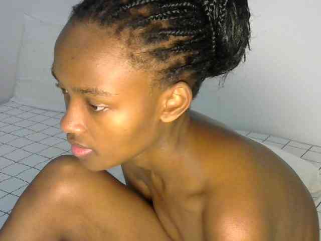 prettyquin254 webcam