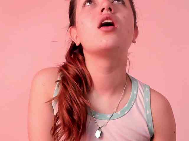 Pamela-Velvet webcam