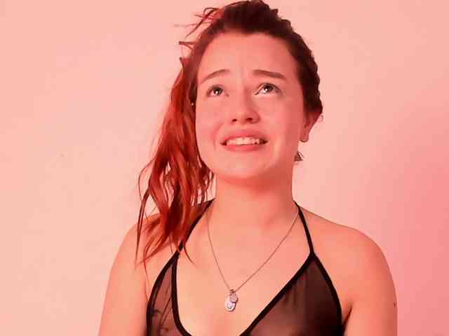 Pamela-Velvet webcam