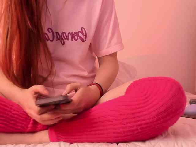 Pamela-Velvet webcam