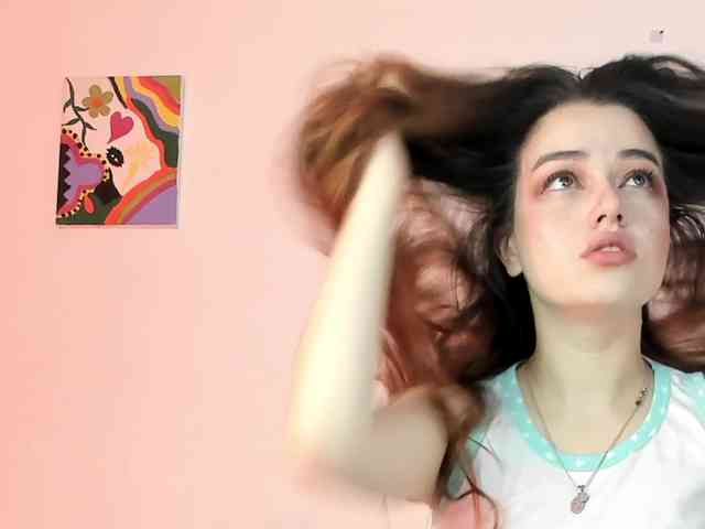 Pamela-Velvet webcam