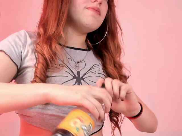 Pamela-Velvet webcam