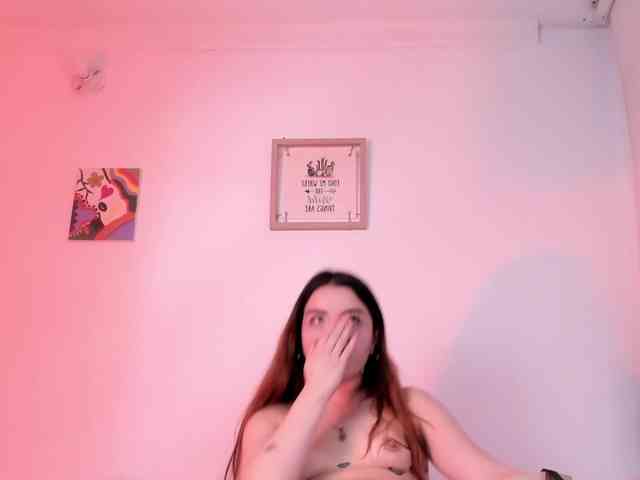 Pamela-Velvet webcam