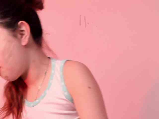 Pamela-Velvet webcam