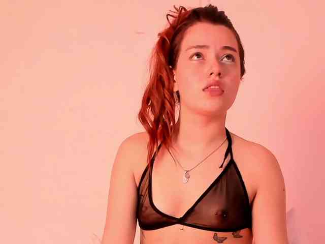 Pamela-Velvet webcam