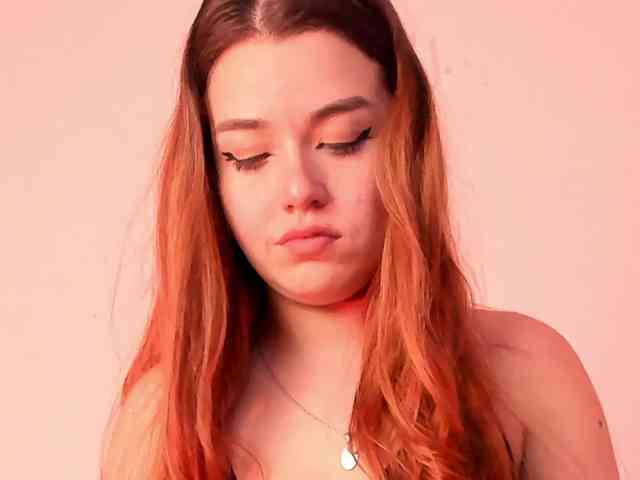 Pamela-Velvet webcam