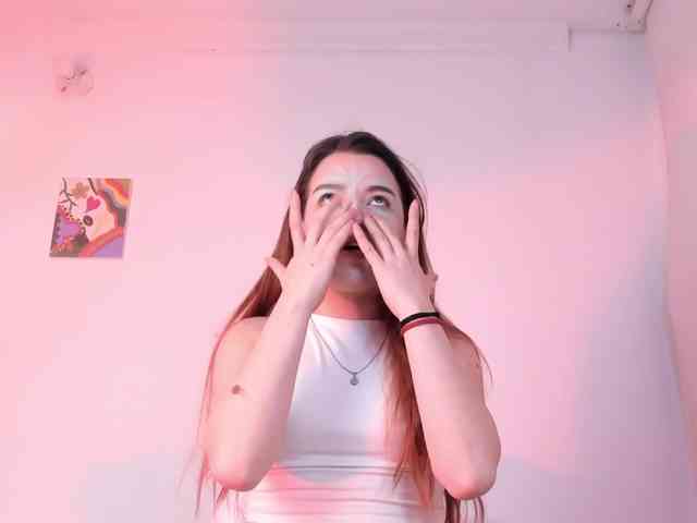 Pamela-Velvet webcam