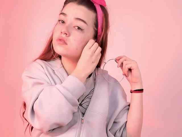 Pamela-Velvet webcam