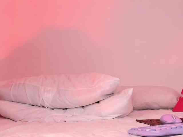 Pamela-Velvet webcam