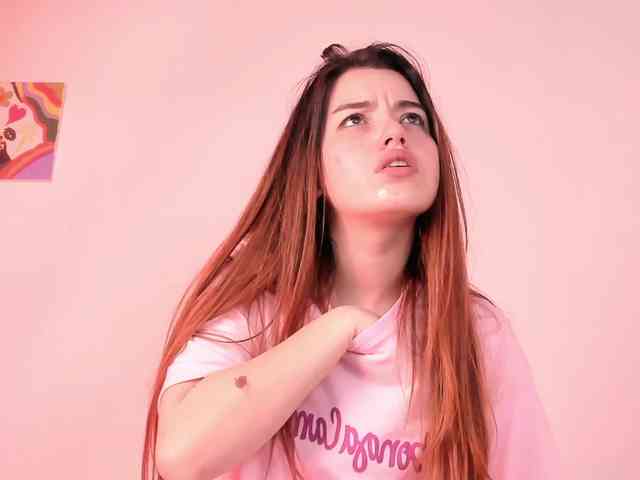 Pamela-Velvet webcam