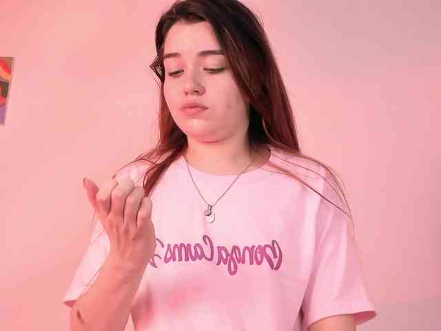 Pamela-Velvet webcam