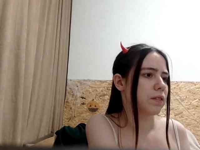 LorrieRingham webcam