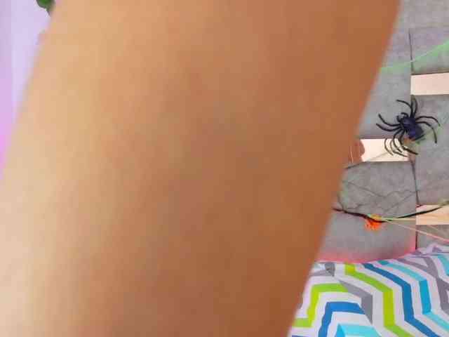 Malia-Brown1 webcam