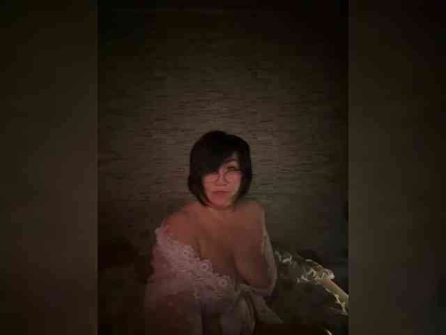 KatrinLove webcam