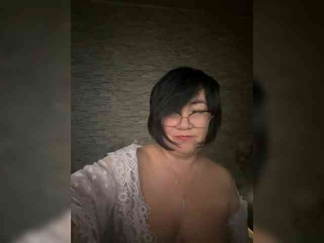 KatrinLove webcam
