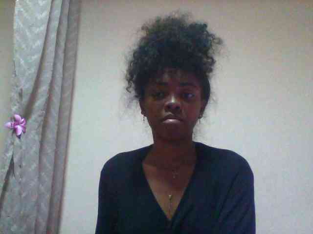 SexyFrenchDoll webcam